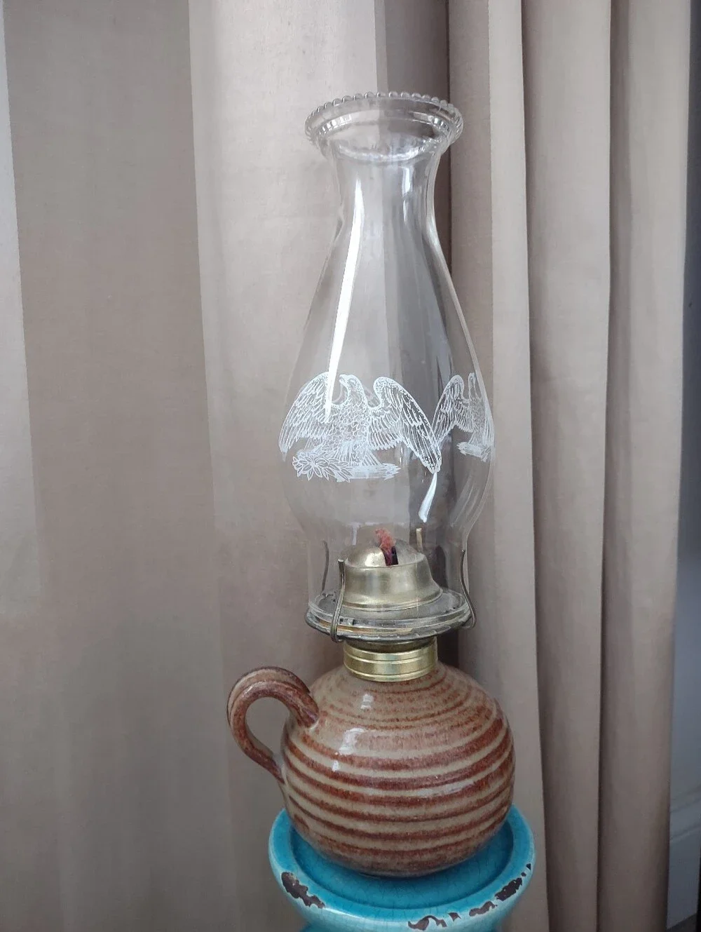 Vintage Eagle Danbury P&A Etched Glass Hurricane Oil Lamp Ceramic Base
